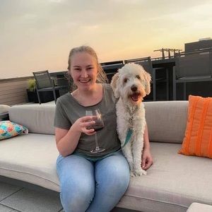 Meet your Posher, Maya